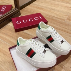 Gucci Low Shoes